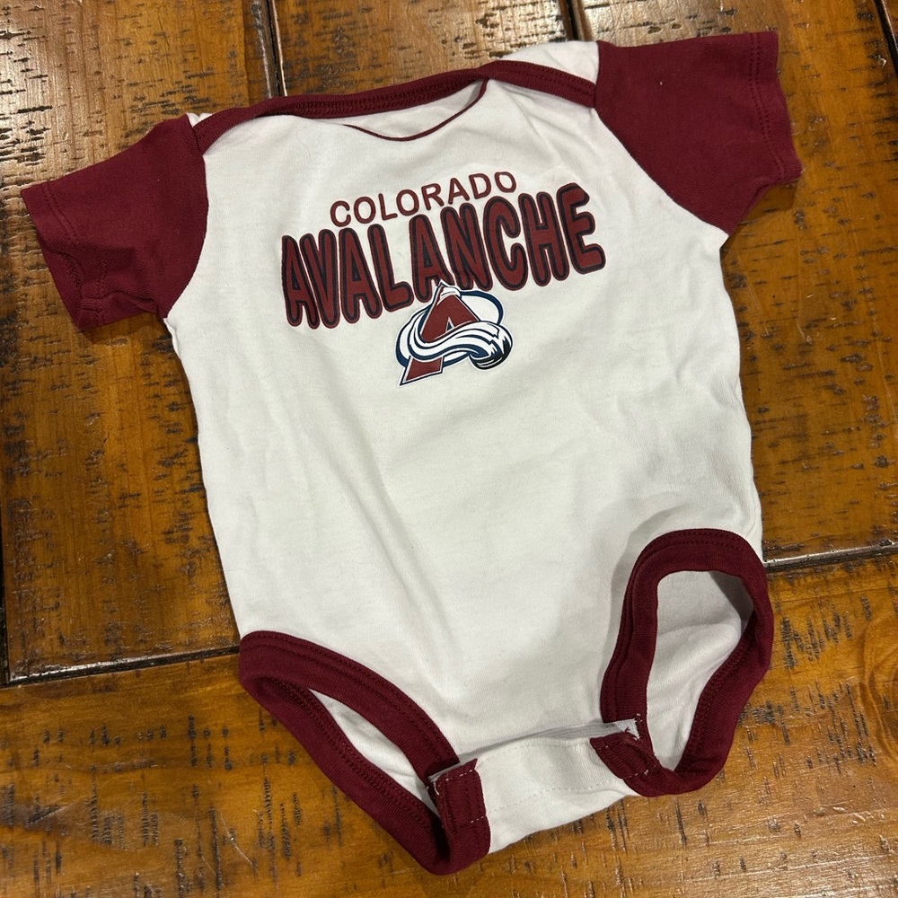 NHL Baby Onesies Pieces - Colorado Avalanche - Picture 4 of 6